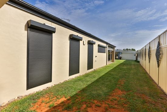 6 reasons you need a roller shutter